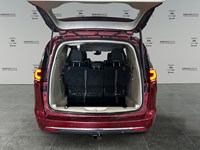 2022 Chrysler Pacifica Hybrid Touring L | Local Trade IN