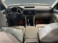 2019 Volkswagen Atlas Highline R-Line 3.6 FSI 4MOTION | Low KM's