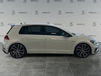 2019 Volkswagen Golf R | 6-Speed