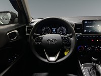2022 Hyundai Venue Essential IVT w/Two-Tone | Ultra Low KM's
