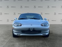 2000 Mazda MX-5 Miata Coupe Convertible Auto