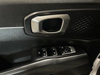 2022 Kia Sorento X-Line AWD | 6-Pass | Local Trade