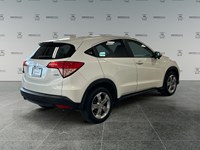 2017 Honda HR-V AWD EX | Ultra Low KM's