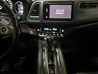 2017 Honda HR-V AWD EX-L w/Navi | Ultra Low KM's