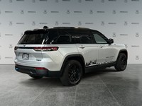 2022 Jeep Grand Cherokee 4xe Trailhawk 4x4