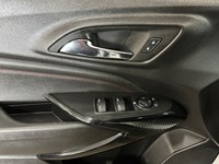 2025 Chevrolet Trax 2RS | Like NEW