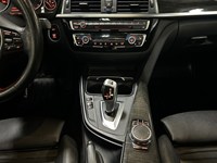 2018 BMW 330 330i xDrive | Low Km's