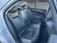 2021 Chrysler 300 Touring L AWD | Low KM’s