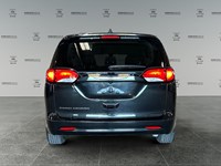 2022 Chrysler Grand Caravan SXT | Low KM's