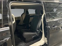 2022 Chrysler Grand Caravan SXT | Low KM's