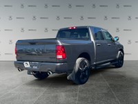 2021 RAM 1500 Classic Express 4x4 Crew V8 Hemi | Low KM’s
