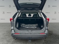 2019 Toyota RAV4 AWD XLE PREMIUM | Low KM's