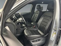 2019 Volkswagen Tiguan Highline R-Line 4MOTION | Ultra Ultra Low KM's