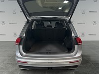 2019 Volkswagen Tiguan Highline R-Line 4MOTION | Ultra Ultra Low KM's