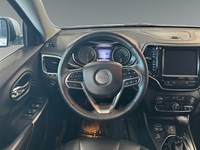 2019 Jeep Cherokee Limited 4x4 | Ultra Ultra Low KM's