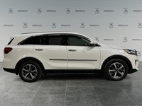 2020 Kia Sorento EX + V6 AWD | 7-Pass | Ultra Low KM's