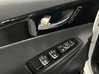 2020 Kia Sorento EX + V6 AWD | 7-Pass | Ultra Low KM's