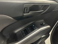 2020 Toyota Highlander LE | 7-Pass | Low KM's