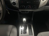 2015 Toyota Tacoma 4WD Access Cab V6 Auto | Ultra Low KM's