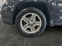 2016 Jeep Compass 4WD High Altitude | Sunroof | Leather | Low KM's