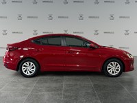 2020 Hyundai Elantra Essential IVT | Ultra Low KM's