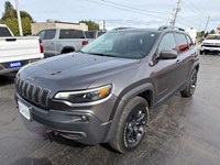 2020 Jeep Cherokee Trailhawk Elite 4x4 | Low KM's