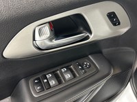 2024 Chrysler Pacifica Hybrid Premium S Appearance