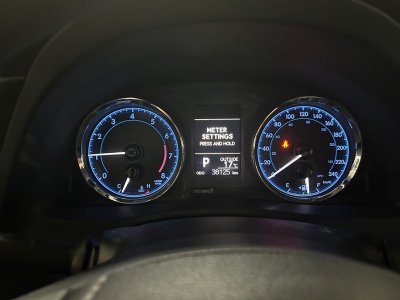 2019 Toyota Corolla LE | Ultra Low KM's