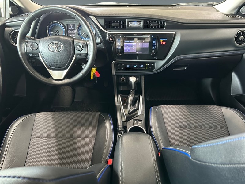 2019 Toyota Corolla SE Upgrade | Low KM's