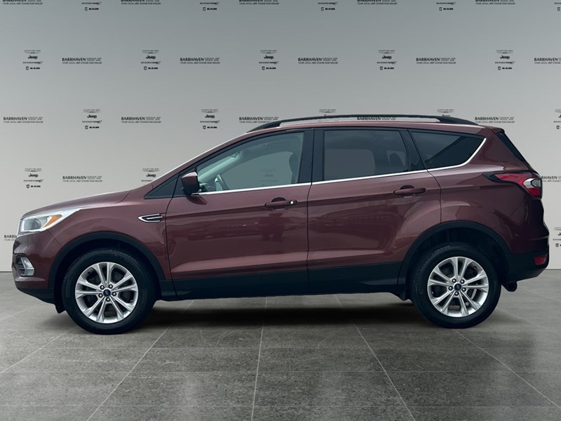 2018 Ford Escape SE AWD | Ultra Low KM's