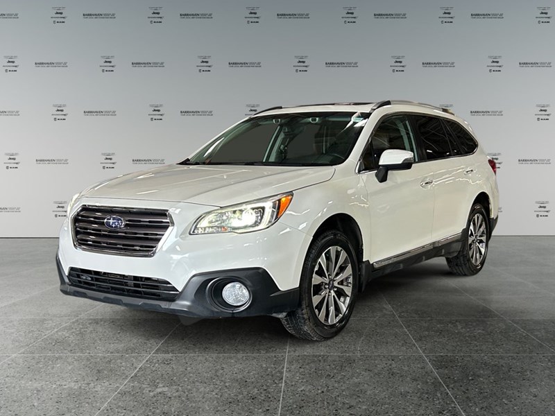 2017 Subaru Outback 2.5i Touring w/Tech | Ultra Low KM’s