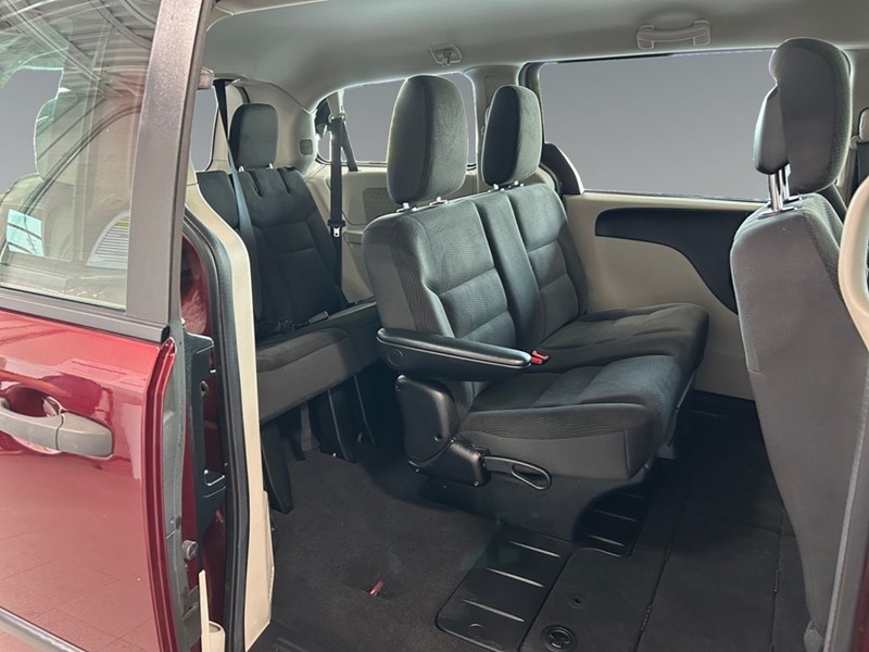 2017 Dodge Grand Caravan Canada Value Package | Ultra Low KM's