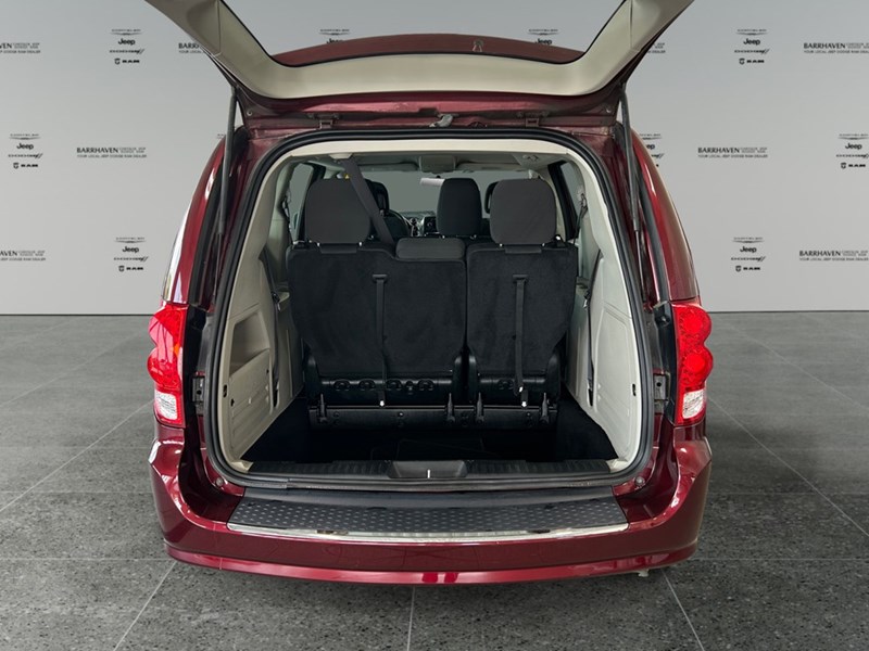 2017 Dodge Grand Caravan Canada Value Package | Ultra Low KM's
