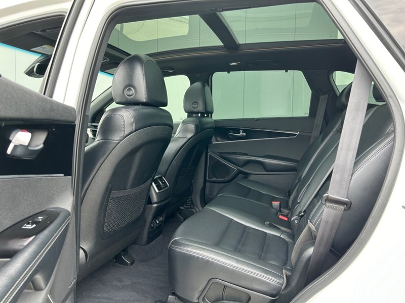 2020 Kia Sorento SX V6 AWD | Leather | Navi | 7-Seater | Pano Roof