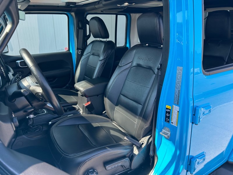 2021 Jeep Wrangler Unlimited Sahara 4x4 | Leather | Nav | Low KM's
