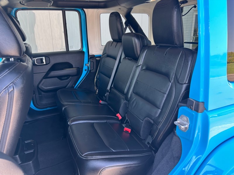 2021 Jeep Wrangler Unlimited Sahara 4x4 | Leather | Nav | Low KM's