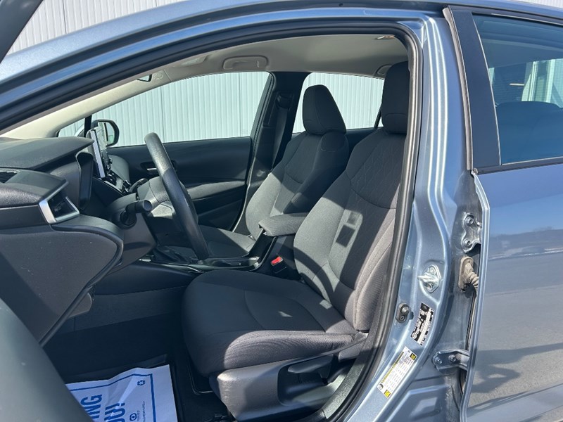 2021 Toyota Corolla LE | Low KM's