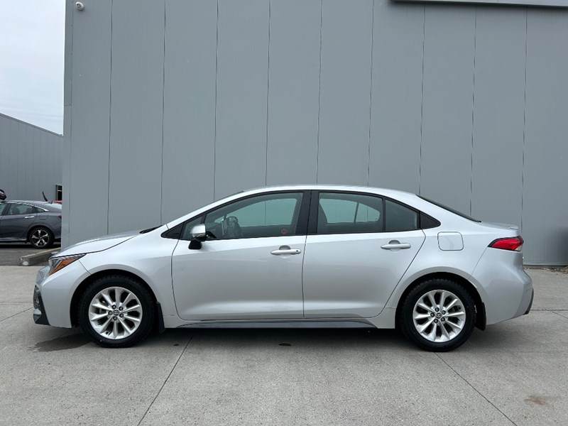 2021 Toyota Corolla SE 6-Speed