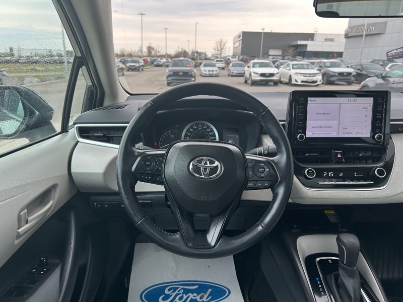 2022 Toyota Corolla LE Upgrade | Low KM's