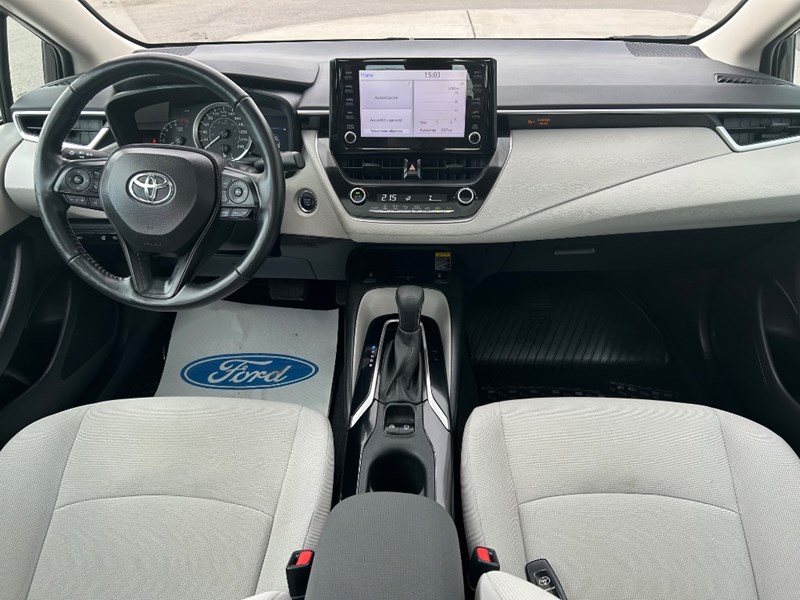 2022 Toyota Corolla LE Upgrade | Low KM's