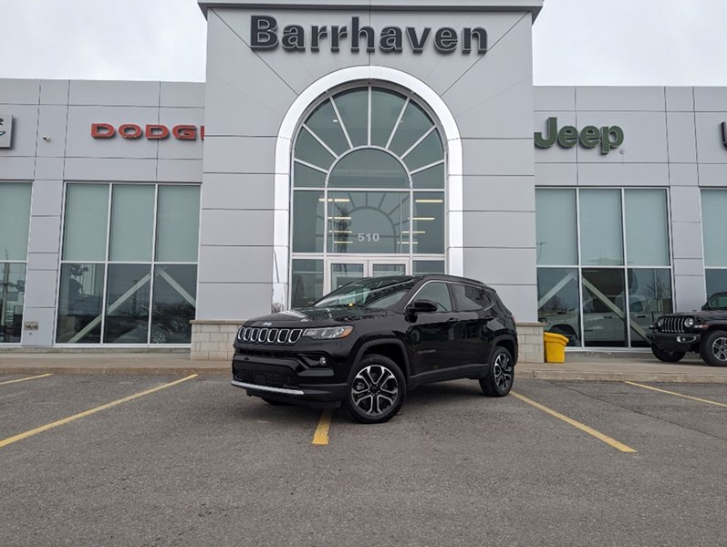 2023 Jeep Compass Limited 4x4 | Leather, Pano Roof, Premium Audio