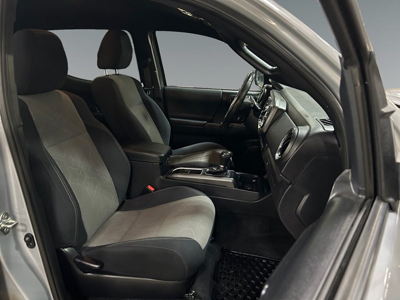 2020 Toyota Tacoma 4x4 Double Cab | TRD Sport PKG