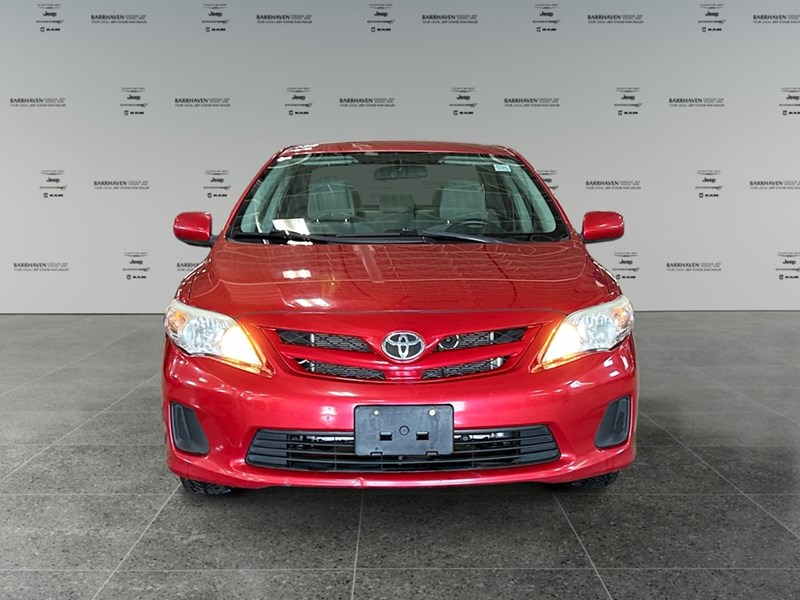 2013 Toyota Corolla 4dr Sdn Auto CE