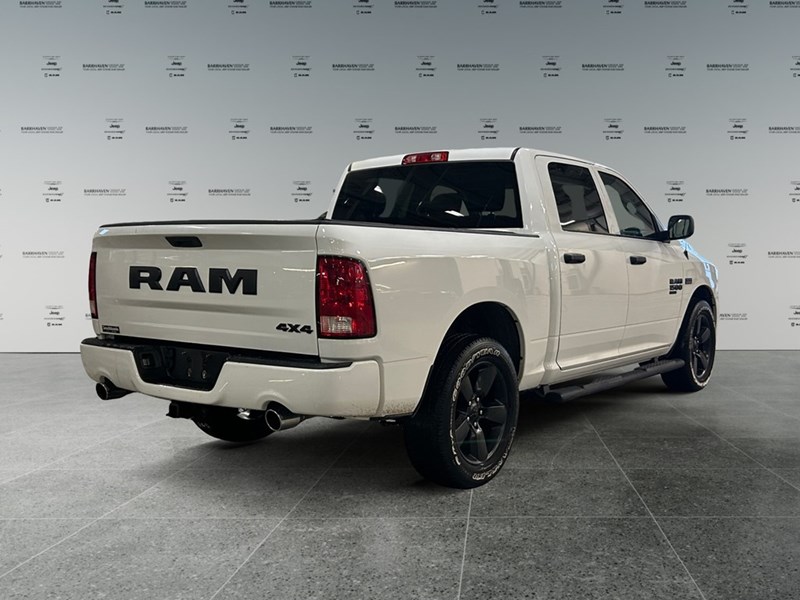 2021 RAM 1500 Classic Express 4x4 Crew Cab | Hemi V8 | Low KM's