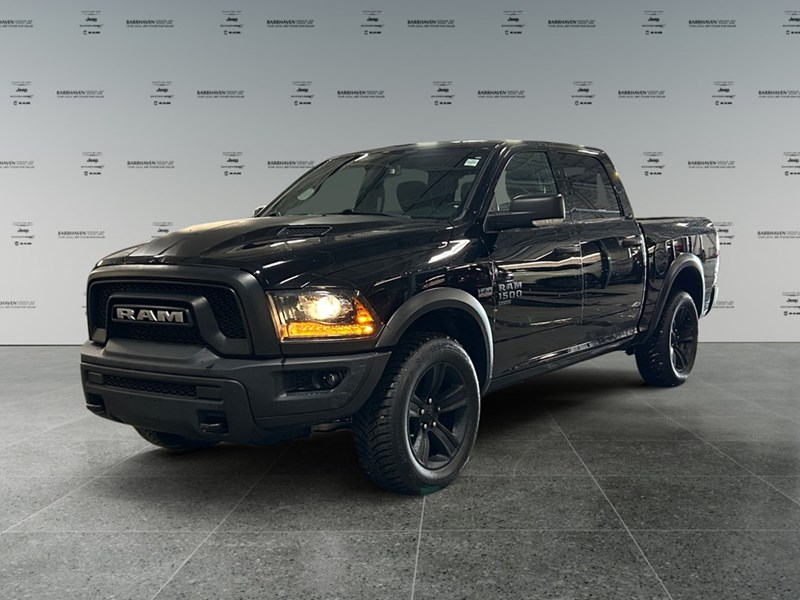 2022 RAM 1500 Classic Warlock 4x4 Crew V8 | Low KM’s