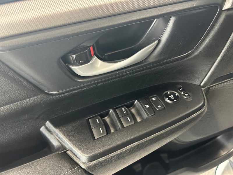 2021 Honda CR-V LX AWD | Low KM's
