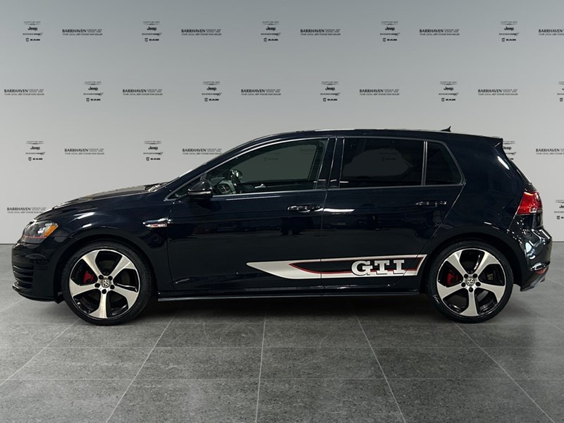 2017 Volkswagen Golf GTI Autobahn | 6-Speed | Ultra Low KM's