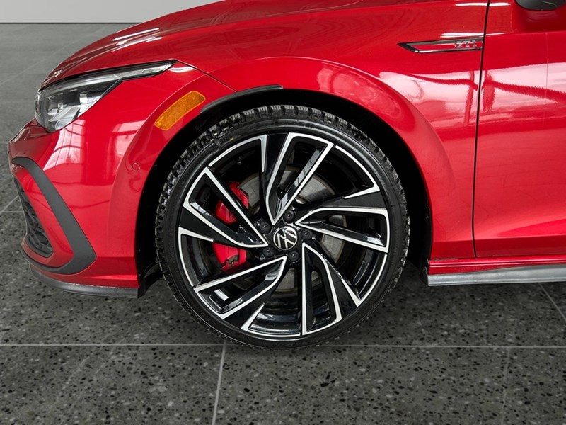 2023 Volkswagen Golf GTI Performance | Low KM's