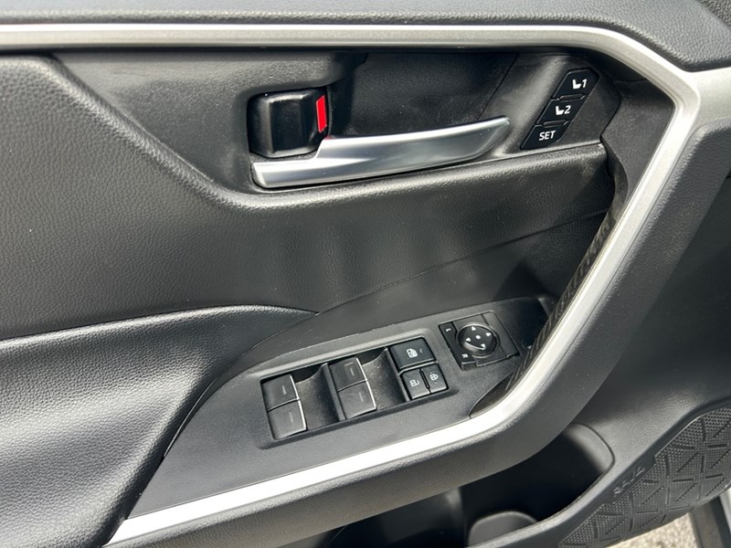2022 Toyota RAV4 XLE Premium AWD
