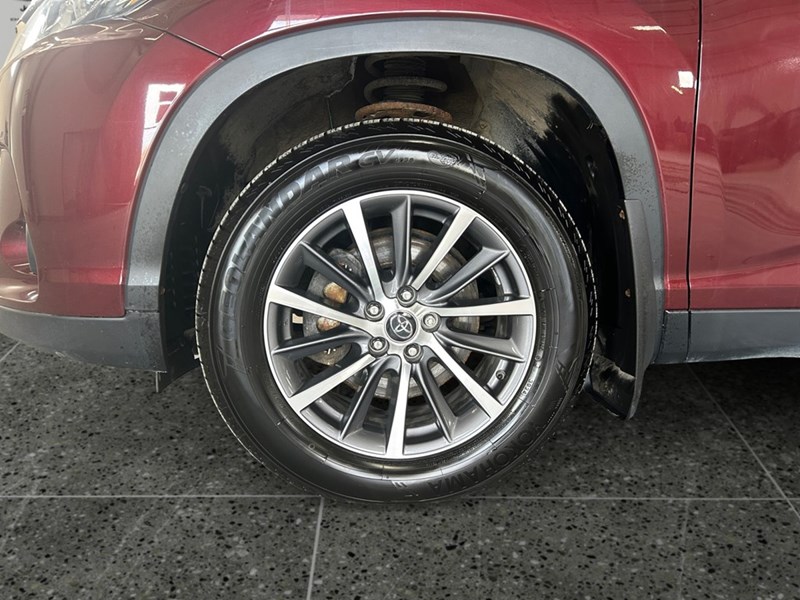 2019 Toyota Highlander AWD XLE | 8-PASS